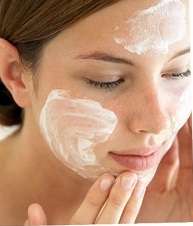 how-to-choose-moisturizer-for-oily-skin
